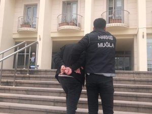 Satışa Hazır Uyuşturucuyla Yakalandı