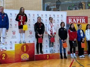 Eskrimde Elif Ada Yıldız Bronz Madalya Kazandı