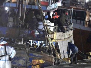 İ̇talya Açıklarında Binden Fazla Göçmen Kurtarıldı
