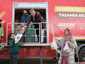 Gaziosmanpaşa Belediyesi Deprem Bölgesinde Yaraları Sarıyor