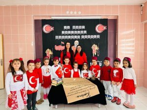 Çıldır Anaokulu Öğrencileri İ̇stiklal Marşı’nın Kabulü Dolayısıyla Program Düzenledi