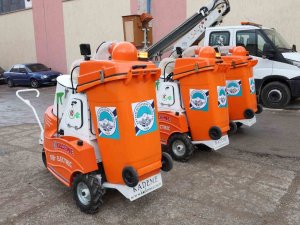 Büyükşehir, Parkları Yüzde Yüz Yerli Ve Elektrikli Süpürge Makinesi İle Süpürecek