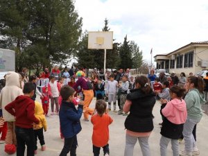 Ordu Büyükşehir Belediyesi, Depremzede Çocukları Unutmuyor