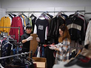 ‘Sosyal Market Butik’ Koshi̇m’de