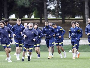Fenerbahçe, Sevilla Maçı Hazırlıklarına Devam Etti