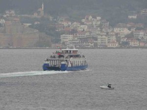 Bozcaada’ya Yarınki Bazı Feribot Seferleri İptal Edildi