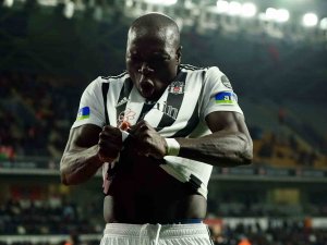 Aboubakar Gollerine Devam Ediyor