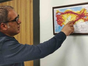 Doç. Dr. Sançar, Yedisu, Malatya, Ovacık Ve Nazımiye Faylarına Dikkat Çekti