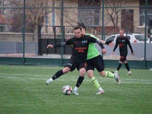 Kayseri Süper Amatör Küme: Erciyes Esen Makine Fk: 3 - Özvatan Gençlikspor: 0