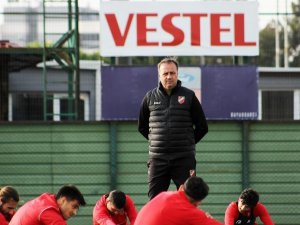 Selahaddin Dinçel Sınıfta Kaldı