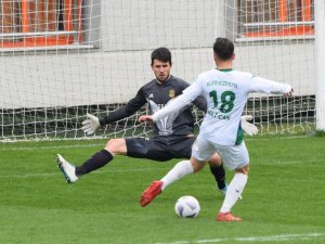 Nilüfer Belediye Fsk Yenilmezlik Serisini Sürdürüyor