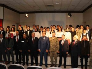 Oltu Fen Lisesinden 12 Mart Programı