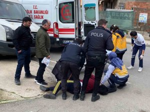 Cadde Ortasında Baygın Halde Bulundu