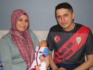 "İ̇yi Ki Varsın Eren" Filminden Etkilenen Çift, Eren’in İsmini Oğullarıyla Yaşatacak