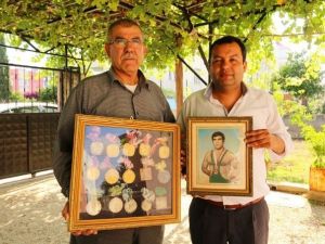 “Tarihten Günümüzüe Çukurova Karakucak Güreşleri” Kitabı Yayınlandı