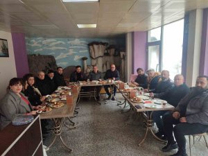 Başkan Şadan, Esnafın Sorunlarını Dinledi
