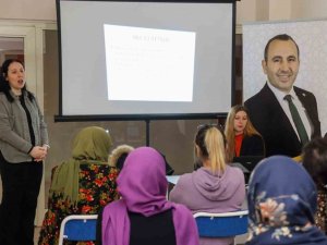 Yalova Belediyesi’nin Seminerleri Devam Ediyor