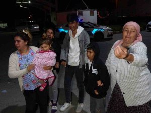 Antalya’da Depremzede Aileleri Ağlatan Kaza