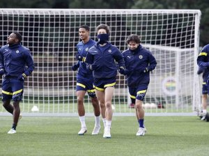 Fenerbahçe, Sevilla Maçı Hazırlıklarına Devam Etti