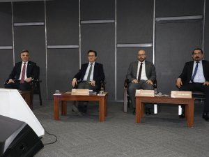 “Teknik, Sosyal, Ekonomik Ve Hukuki Boyutuyla Deprem Çalıştayı” Tamamlandı