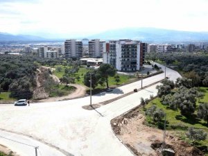 Nazilli Belediyesi Yol Yapım Çalışmalarını Sürdürüyor