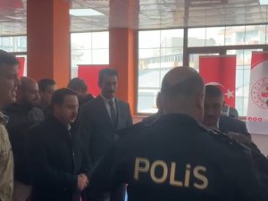 Muradiye’de Spor Salonu Açıldı