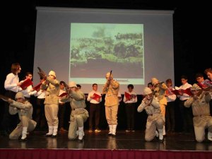 Mehmet Akif Ersoy Gölcük’te Anıldı