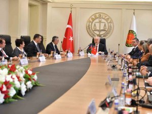 Azerbaycan Barolar Birliği Başkanı Bağırov’dan Yargıtay Başkanı Akarca’ya Ziyaret