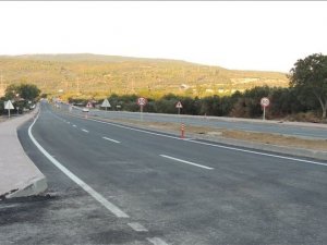 Erdek’te Otomobil Motosikletle Çarpıştı: 1 Ölü