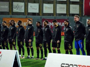 Spor Toto Süper Lig: İ̇stanbulspor: 1 - Dg Sivasspor: 0 (Maç Devam Ediyor)