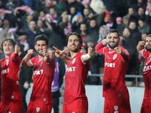 Spor Toto 1. Lig: Samsunspor: 5 - Bandırmaspor: 0