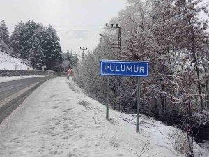 Tunceli ‘Beyaz’ Güne Uyandı