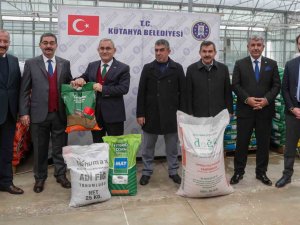 Belediyeden Üreticiye Tohum Desteği