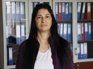 Müdür Yardımcısı Kadını, Bir Erkek Ve Kadın Darp Etti, O Anlar Ortaya Çıktı
