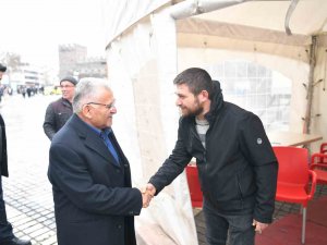 Başkan Büyükkılıç’tan Kızılay Ok Burcuna Ziyaret