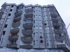 Serin-1 Apartmanı Sakinlerinden ’Eşya Tahliyesi’ Çağrısı