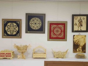 Ahşap El Sanatları Sergisi Kartal Belediyesi’nde Meraklılarını Bekliyor