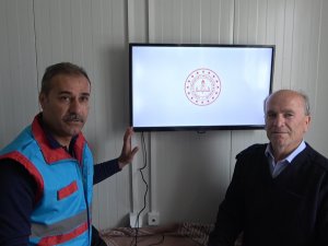 Meslek Liseleri Depremzedelerin Yanında