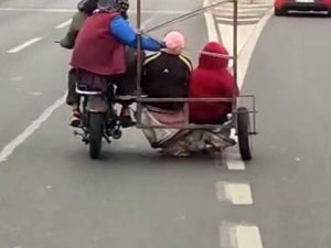 İ̇stanbul’da Motosiklet Sürücülerinin İlginç Anları Kameraya Yansıdı
