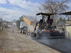 Yeşildere’de Yeni Caddeler Asfaltlanıyor