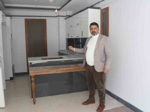 Depremde Çatlak Dahi Oluşmayan Binanın Müteahhidi Konuştu