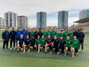 Amedspor Kadın Futbol Takımı, Erteleme Maçında 1207 Antalyaspor İle Karşılaşacak