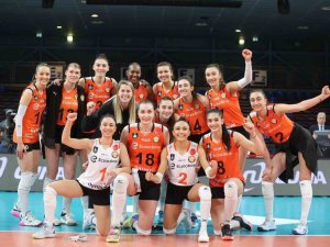 Cev Şampiyonlar Ligi: Developres Rzeszow: 1 - Eczacıbaşı Dynavit: 3