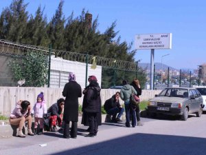 İ̇zmir’de Konteyner Kentte Tahliye