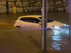 Şanlıurfa’da Sağanak Yağış Sele Neden Oldu