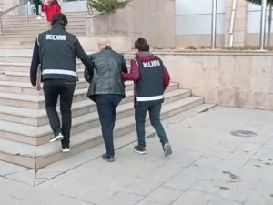 Adıyaman’da Depremde Sitesi Yıkılan Müteahhit İ̇ran’a Kaçarken Yakalandı