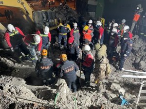 Yıkıntıların Arasından 9 Vatandaşı Sağ Kurtaran Afad Ekipleri O Anları Anlattı: ’’Ailemizi İkinci Plana Bıraktık’’