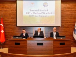 Mersin’de Tarımsal Kuraklık İ̇l Kriz Merkezi Yönetimi Toplantısı Yapıldı