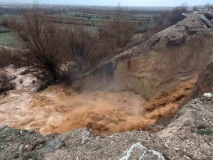 Malatya’da Sağanak Yağış Sele Neden Oldu