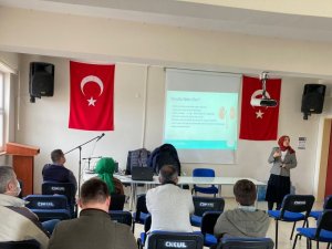 Aslanapa’da Okul İdarecilerine Diyabet Ve İş Sağlığı Güvenliği Eğitimi